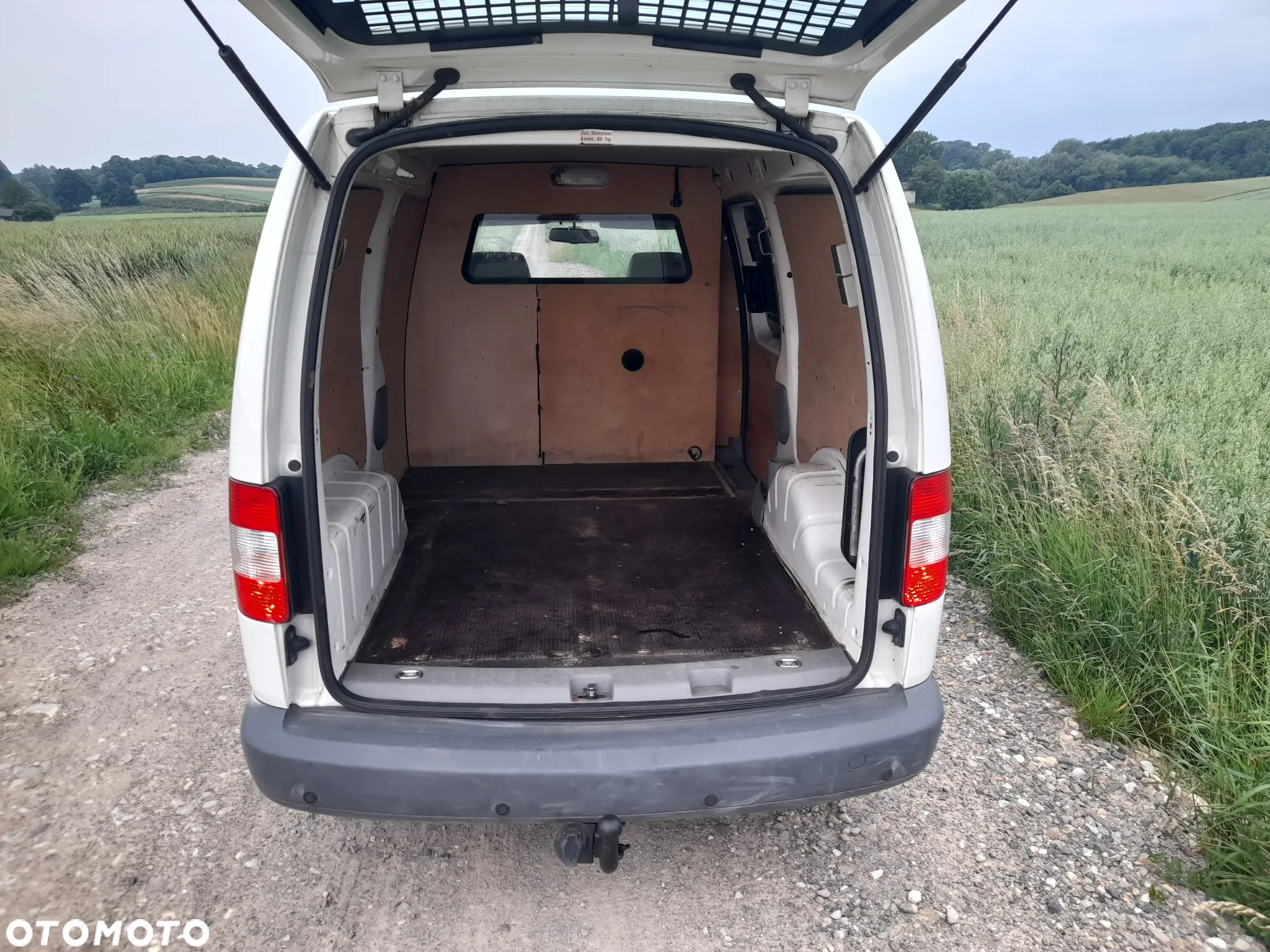 Volkswagen Caddy - 9