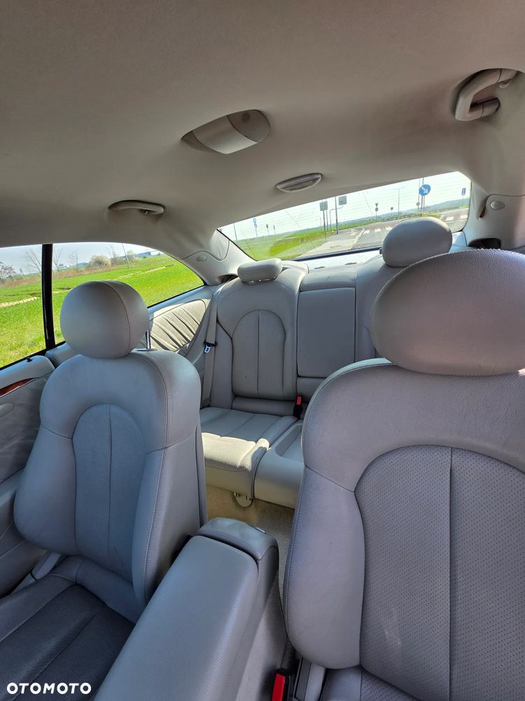 Mercedes-Benz CLK - 5