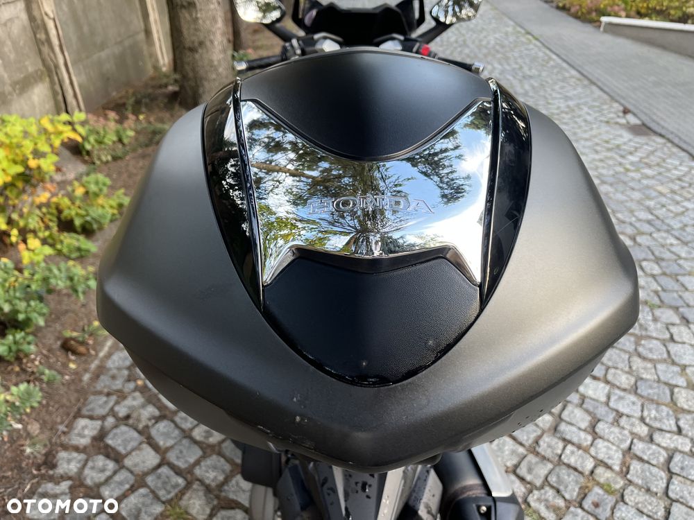 Honda NSS - 17