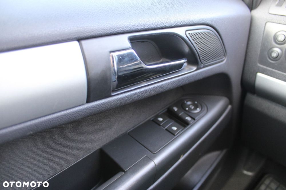 Opel Zafira - 32