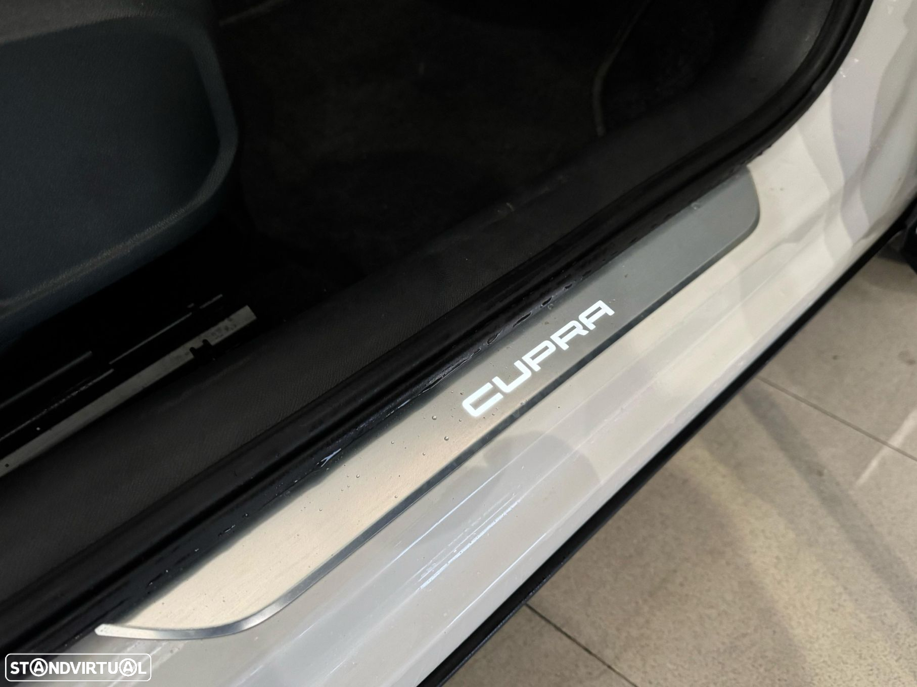 Cupra Formentor 1.4 e-Hybrid Plus DSG - 20