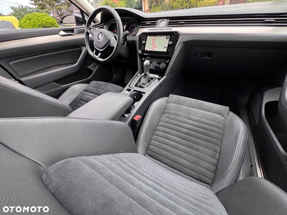 Volkswagen Passat 2.0 TDI BMT Highline DSG - 16