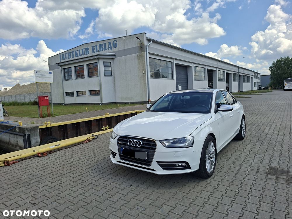 Audi A4 Limousine - 3