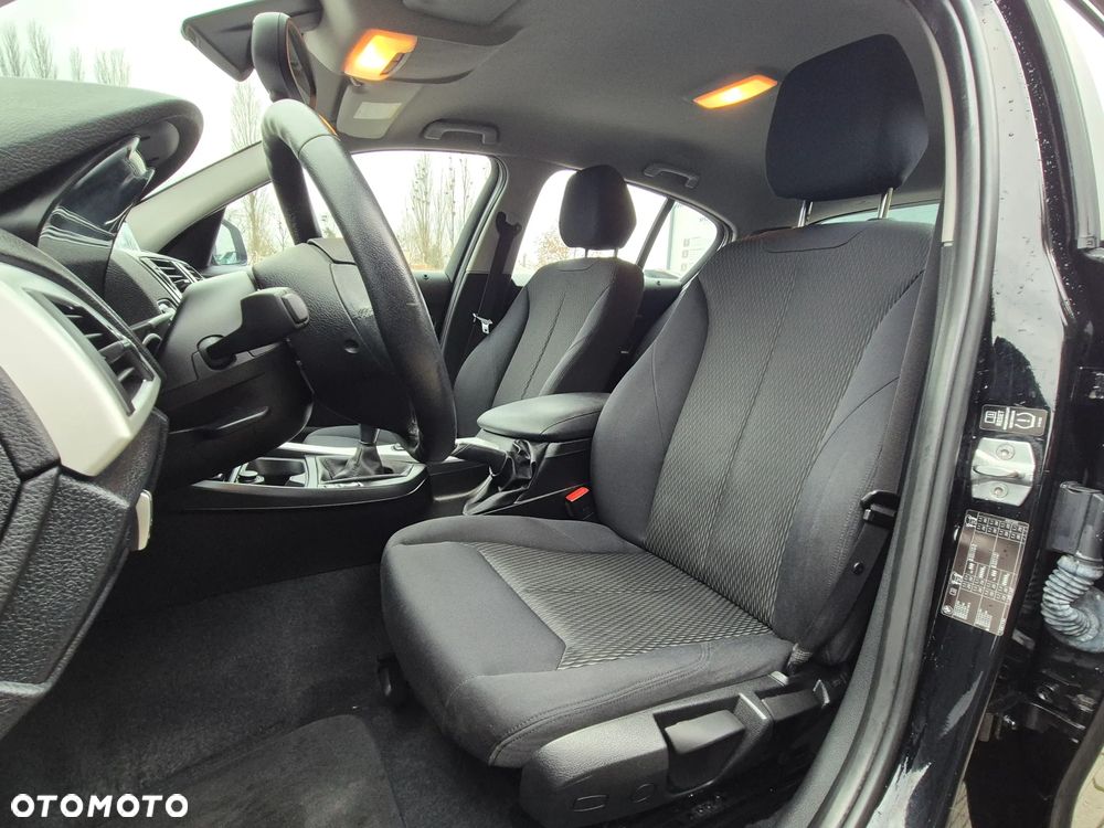 BMW Seria 1 116i Urban Line - 24