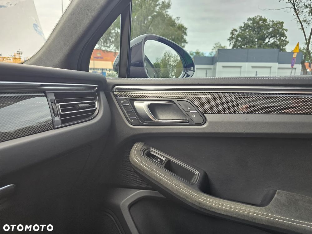 Porsche Macan GTS PDK - 14