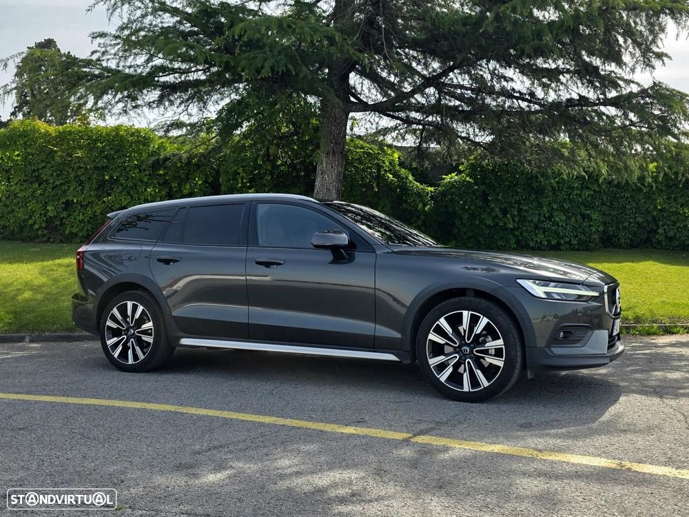 Volvo V60 Cross Country 2.0 B4 Geartronic - 2