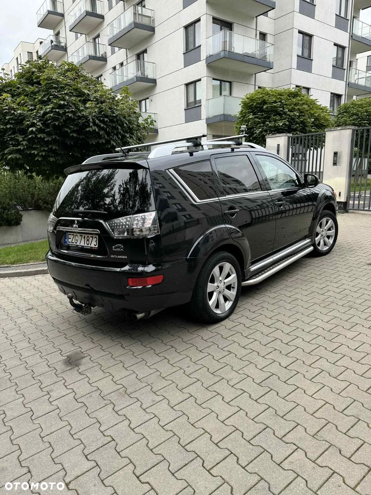 Mitsubishi Outlander 2.0 DID Intense + SE - 5