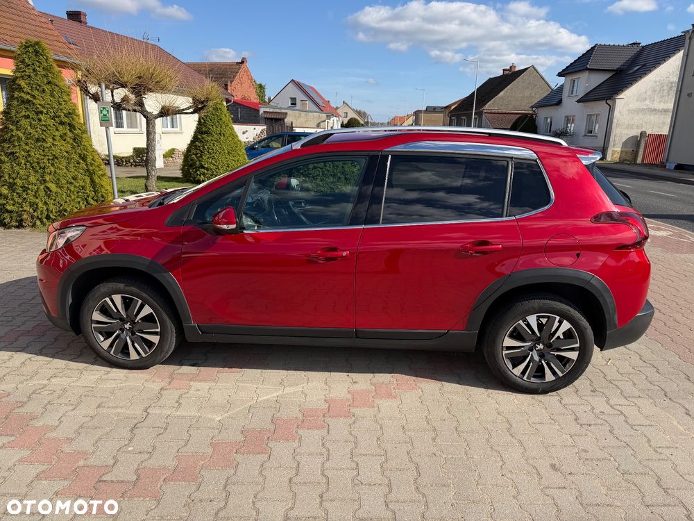 Peugeot 2008 PureTech 110 Stop&Start EAT6 Allure - 8