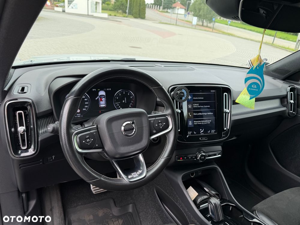 Volvo XC 40 T4 AWD R-Design - 11