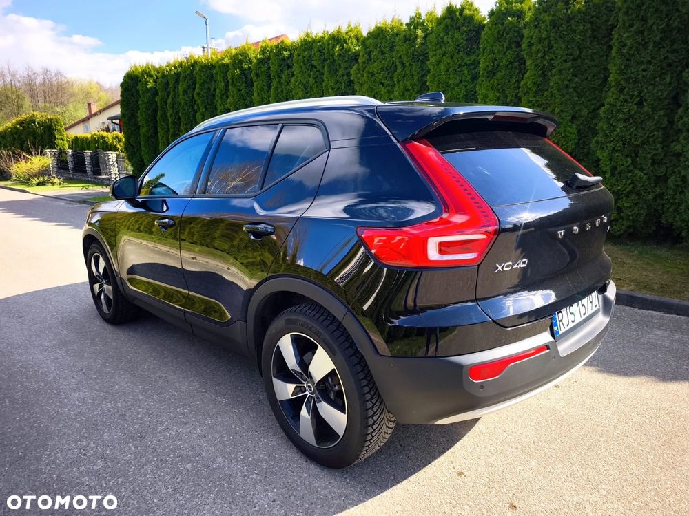 Volvo XC 40 T5 AWD Momentum - 6