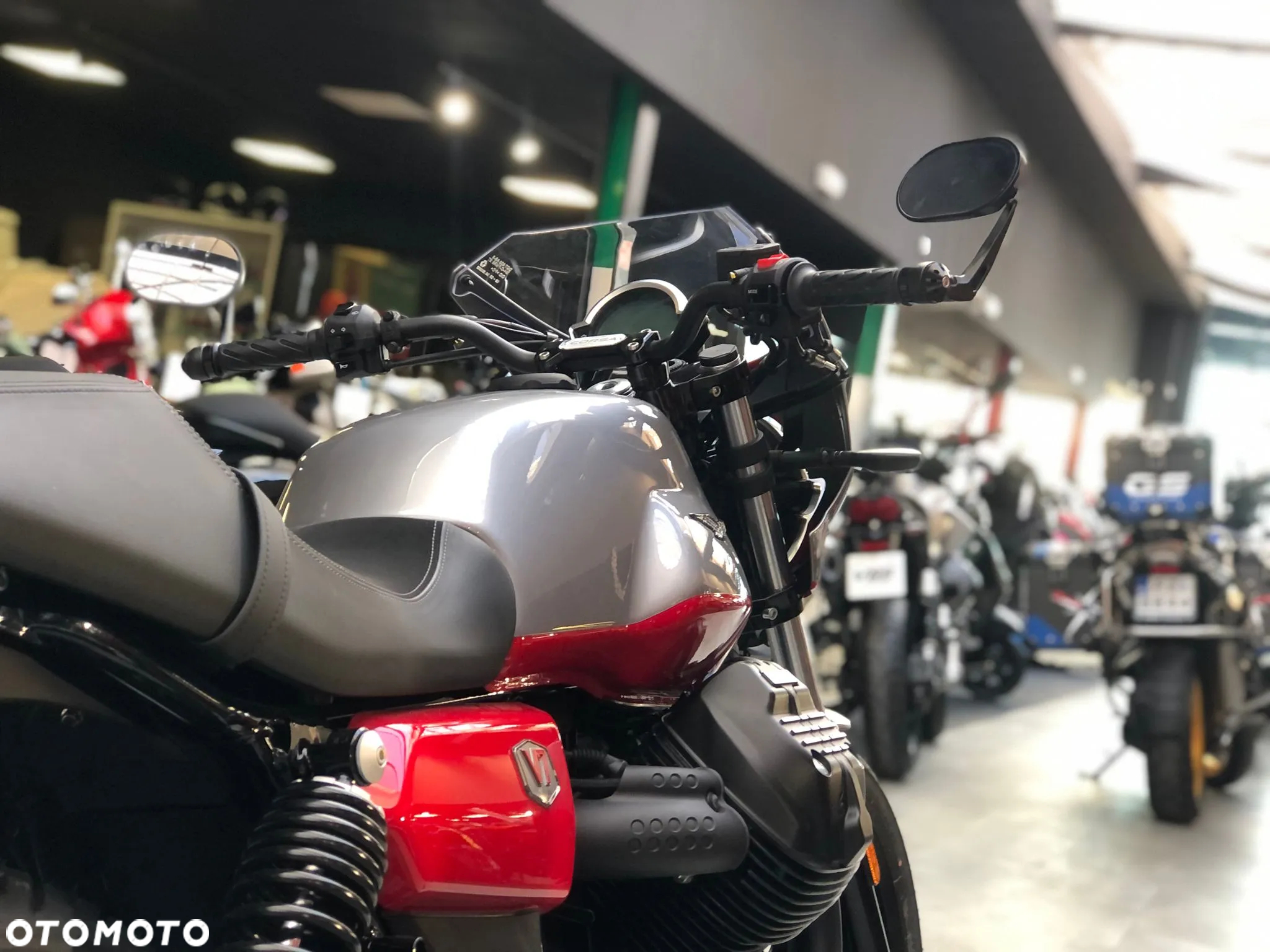 Moto Guzzi V7 - 13