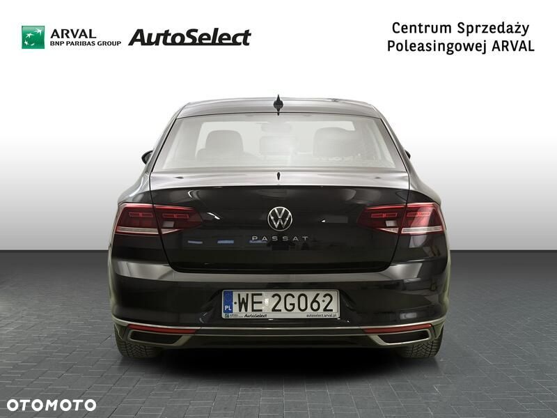 Volkswagen Passat 1.5 TSI EVO Elegance DSG - 5