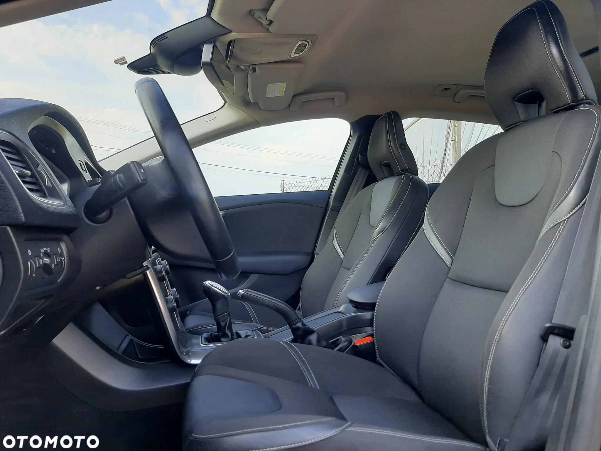 Volvo V40 D2 Momentum - 17