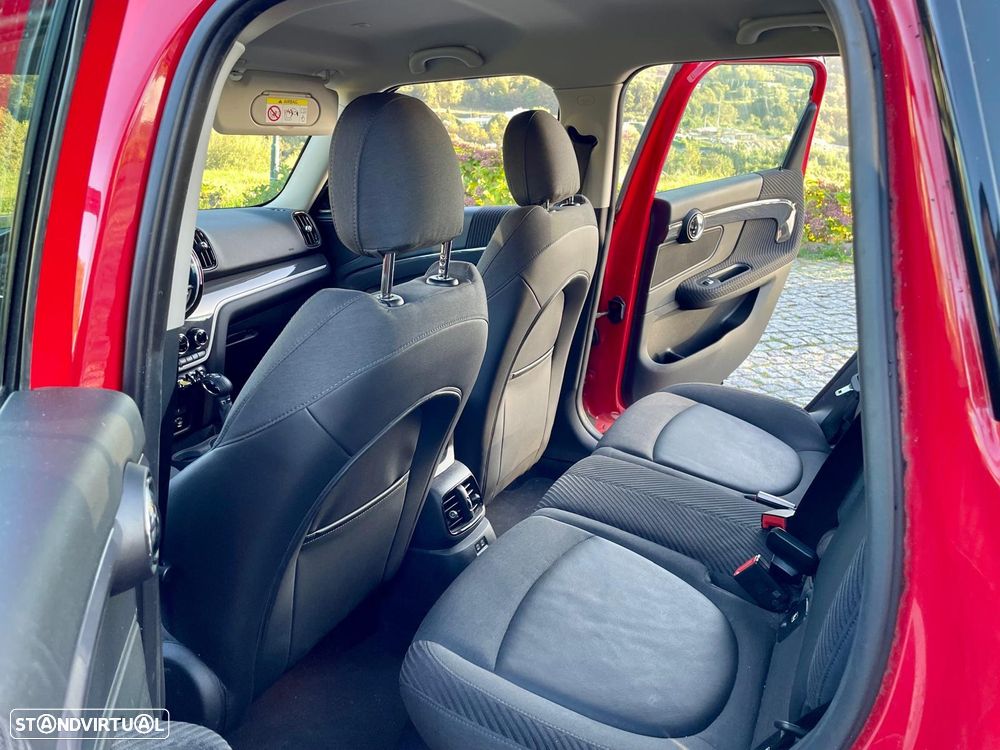 MINI Countryman Cooper SE ALL4 Auto - 27