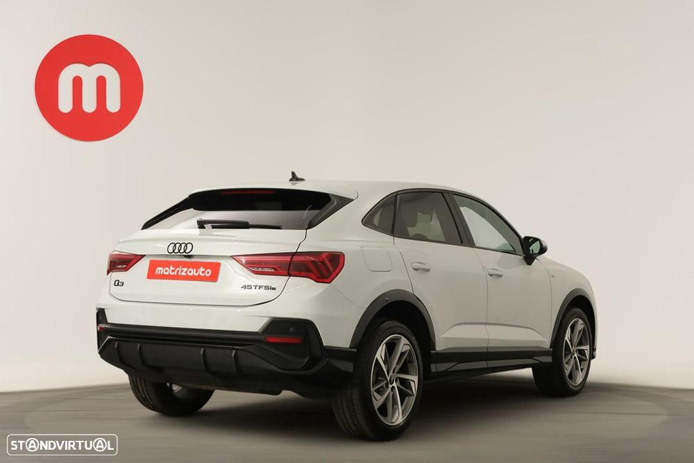 Audi Q3 Sportback 45 TFSIe S line S tronic - 4
