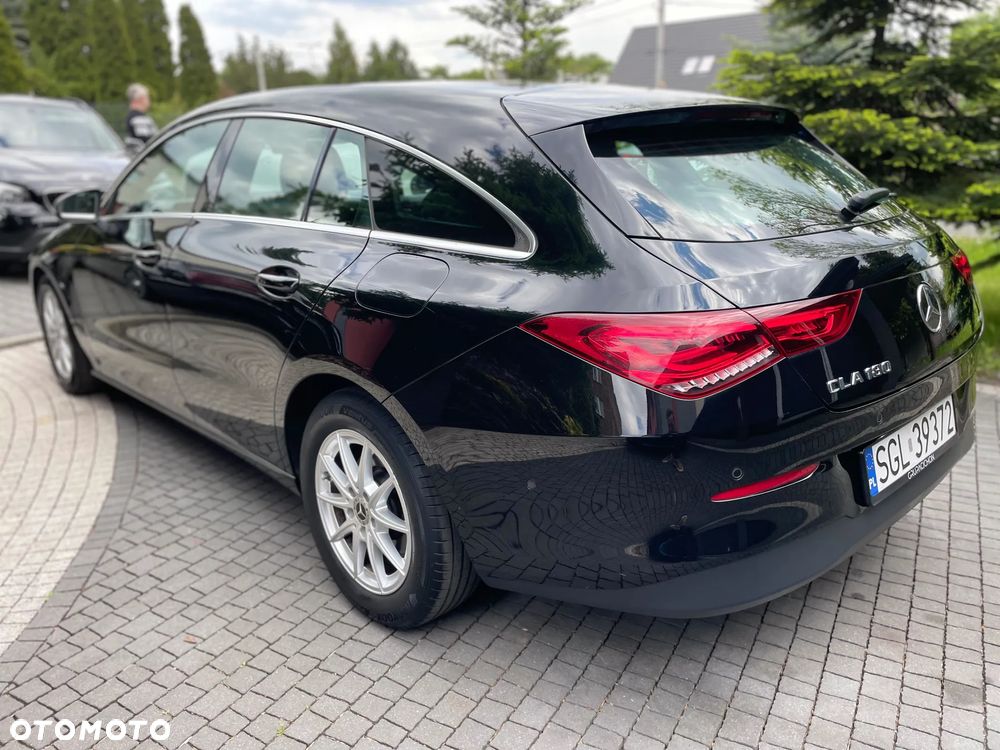 Mercedes-Benz CLA 180 AMG Line - 7