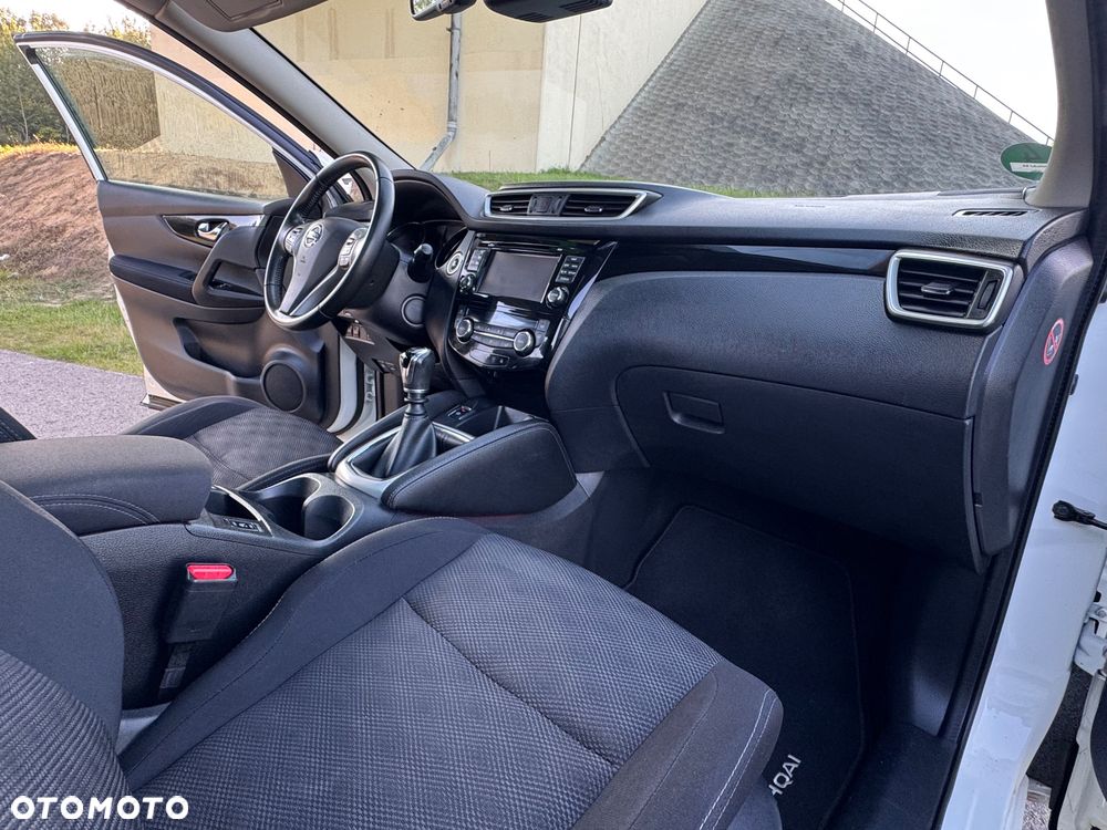Nissan Qashqai 1.6 DIG-T Tekna+ - 24