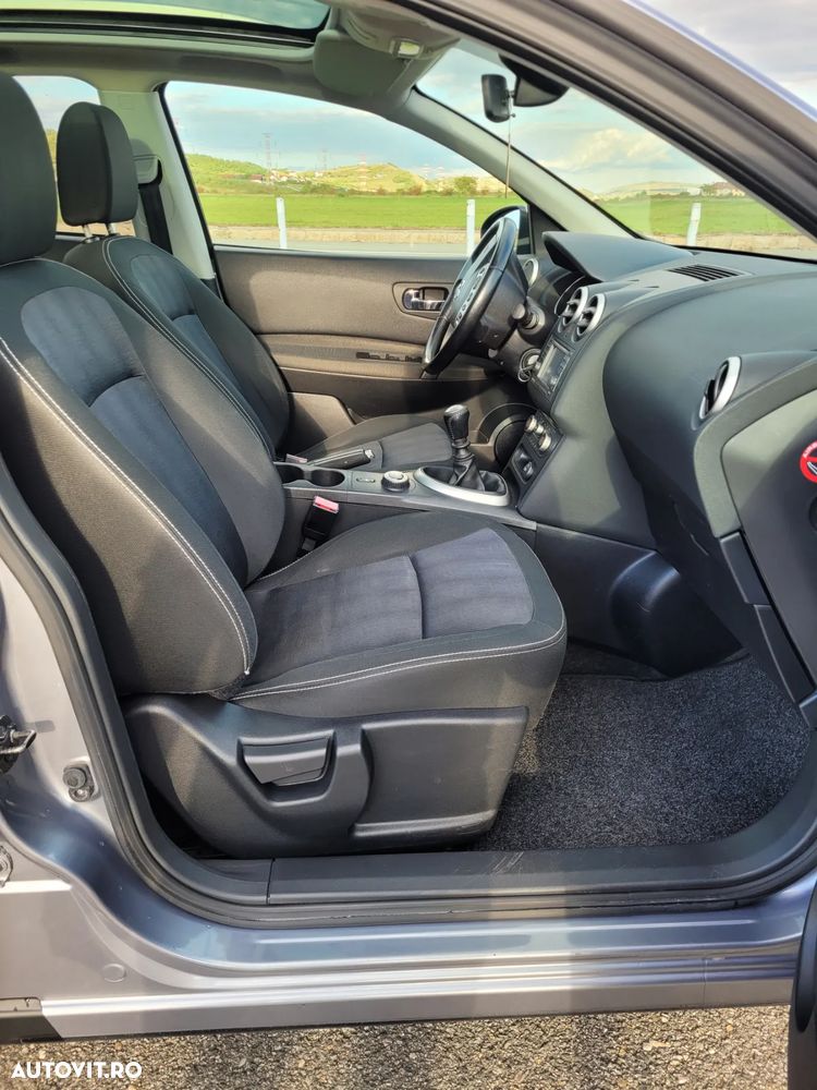 Nissan Qashqai 2.0 DCI 4 x 4 DPF I-Way - 11
