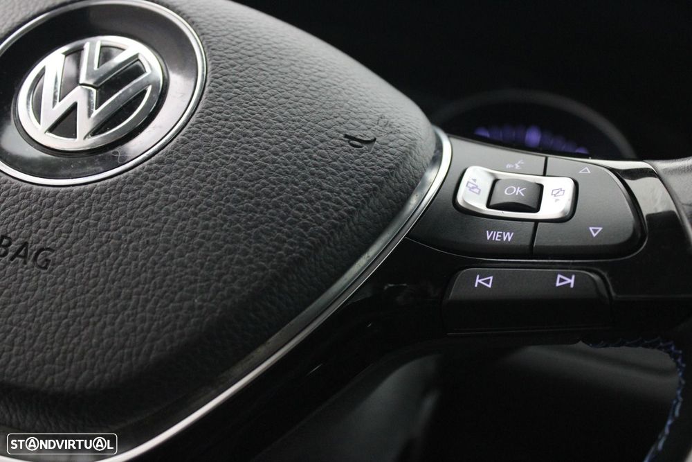 VW e-Golf AC/DC - 13