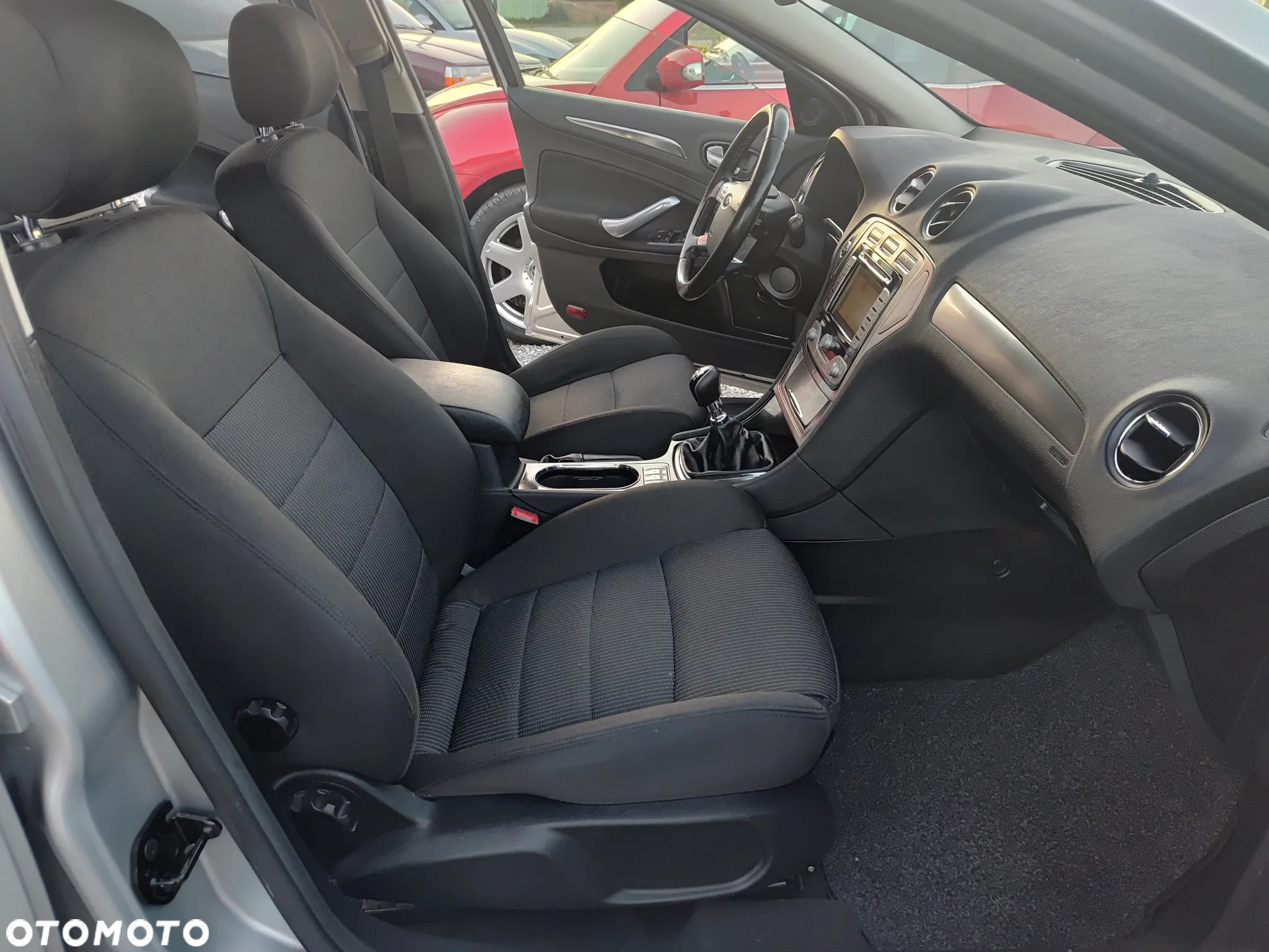 Ford Mondeo 2.0 TDCi Titanium - 27