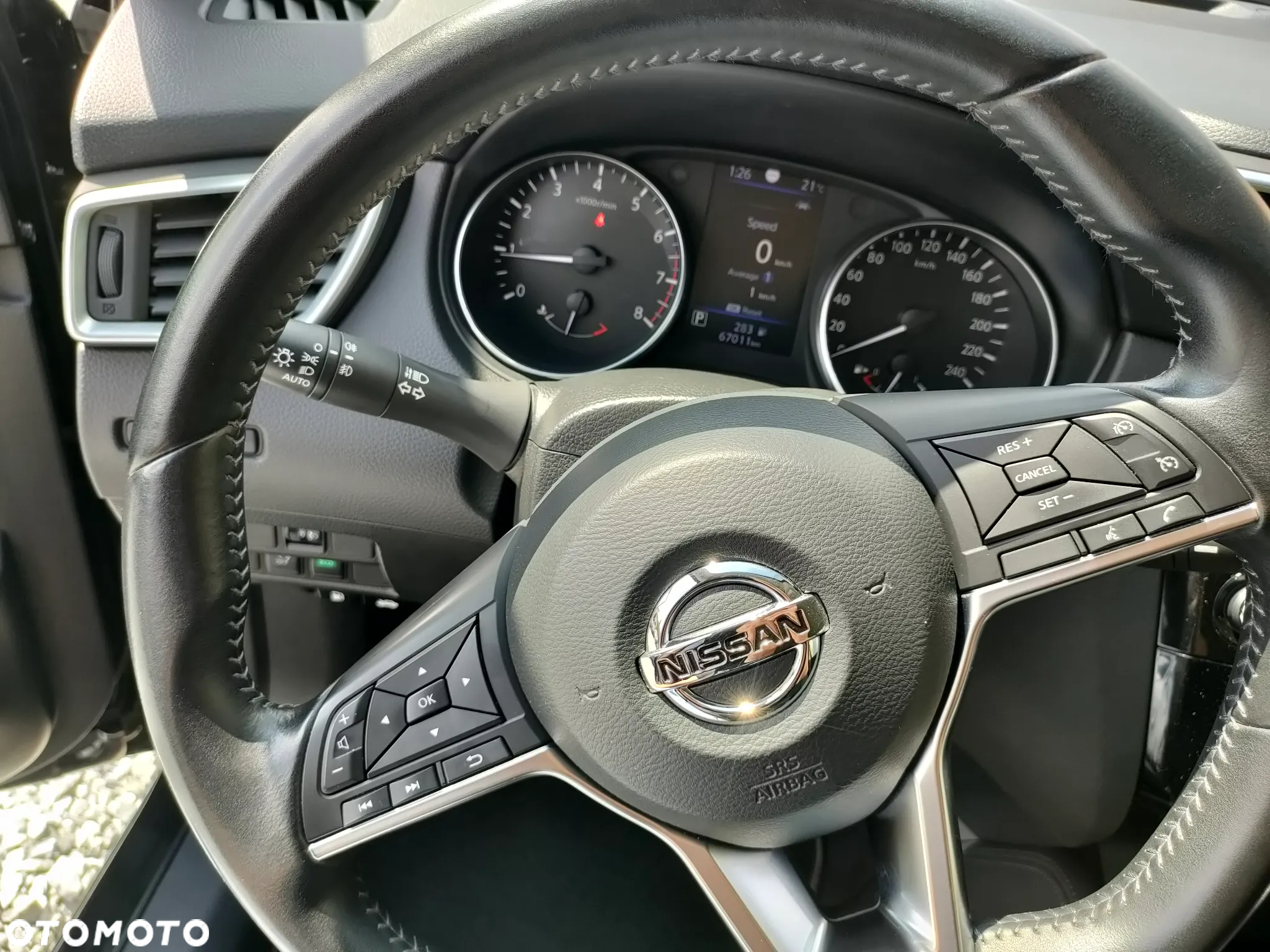 Nissan Qashqai 1.3 DIG-T N-Connecta DCT - 15