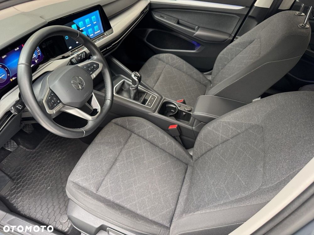 Volkswagen Golf Variant - 11