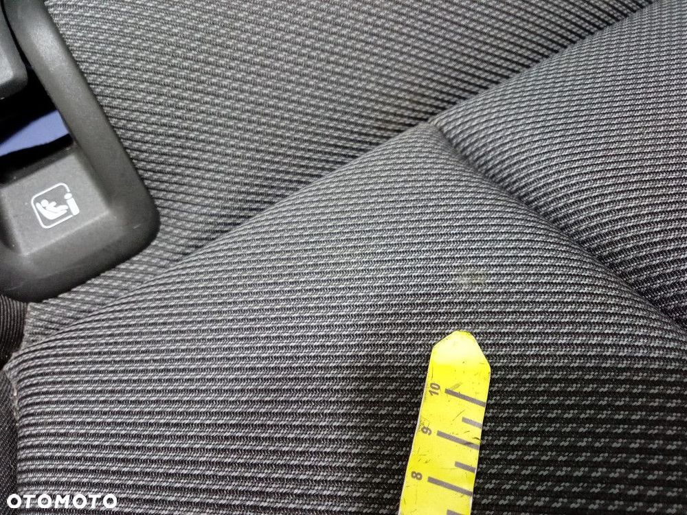 AUDI Q4 E-TRON SPORTBACK 21- FOTELE KANAPA KOMPLET MATERIAŁ - 6