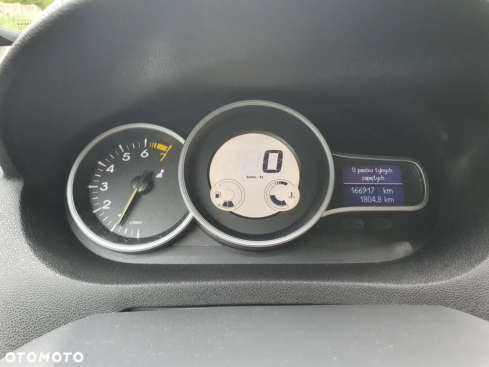 Renault Megane 1.6 16V 100 Authentique - 11