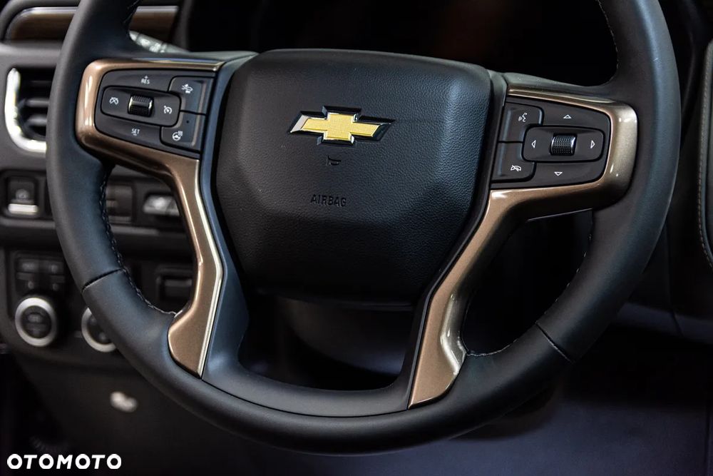 Chevrolet Tahoe - 15
