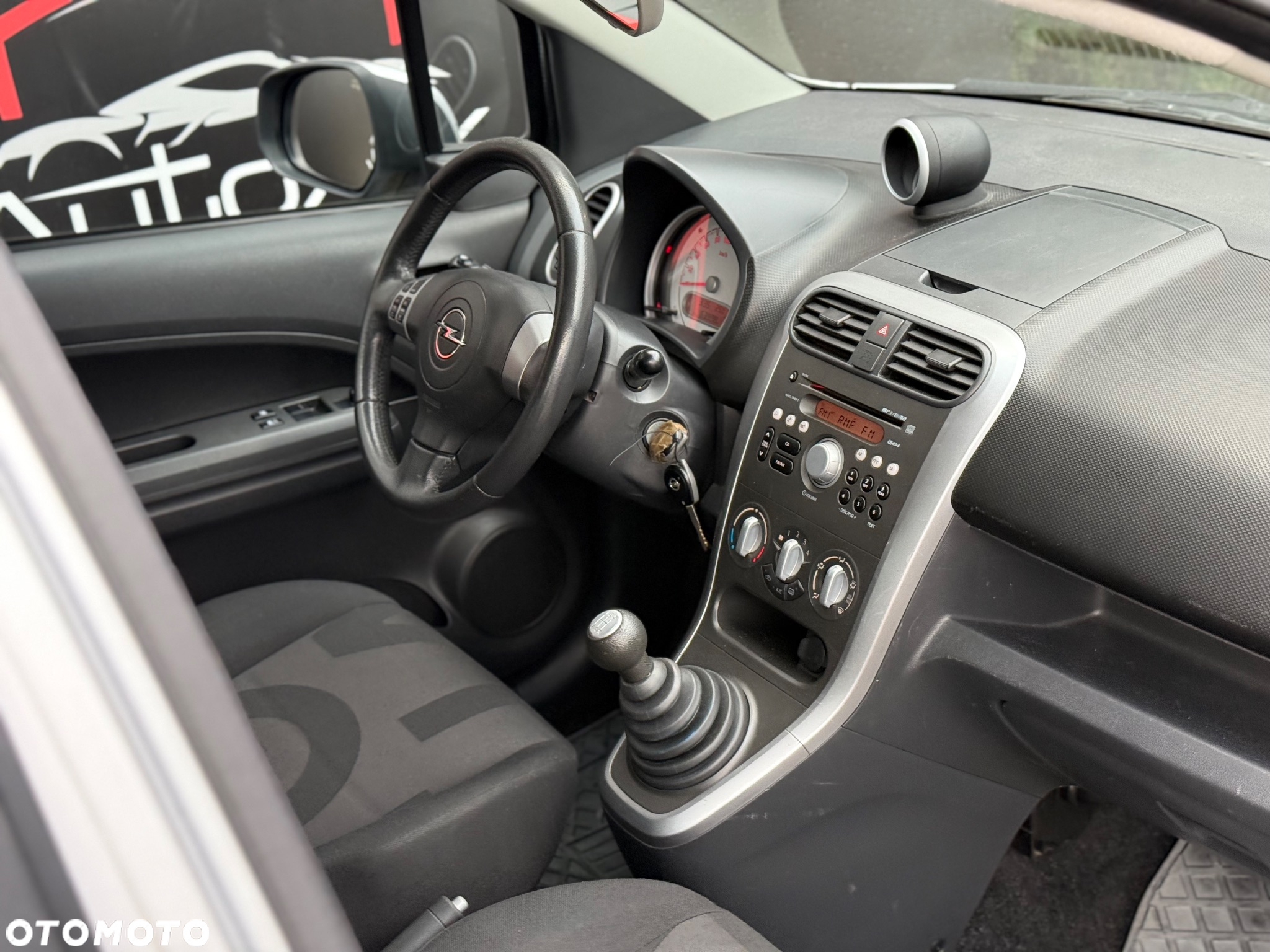 Opel Agila 1.2 Enjoy - 31
