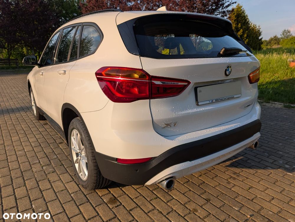 BMW X1 sDrive18d Advantage - 11