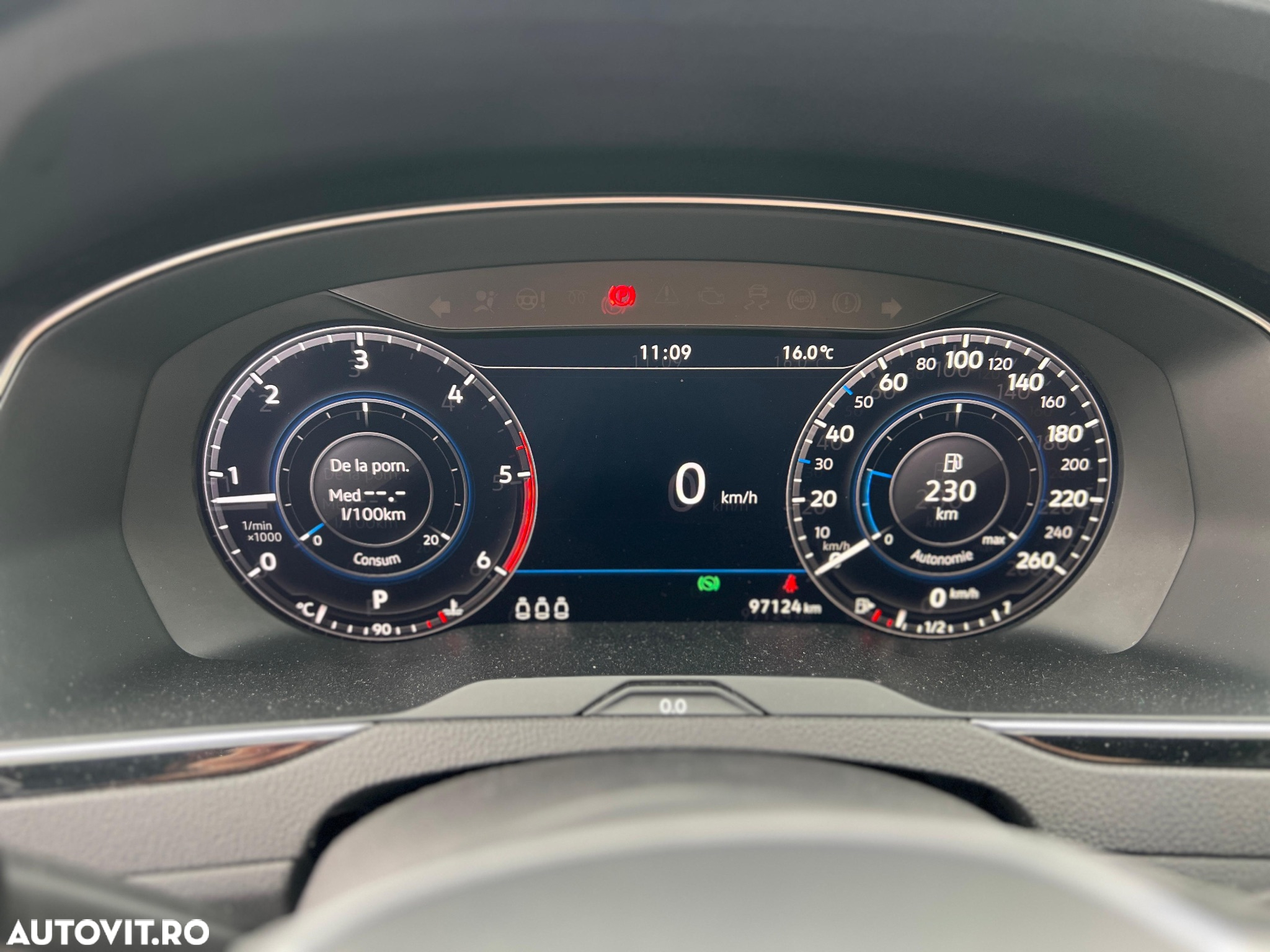 Volkswagen Passat - 15