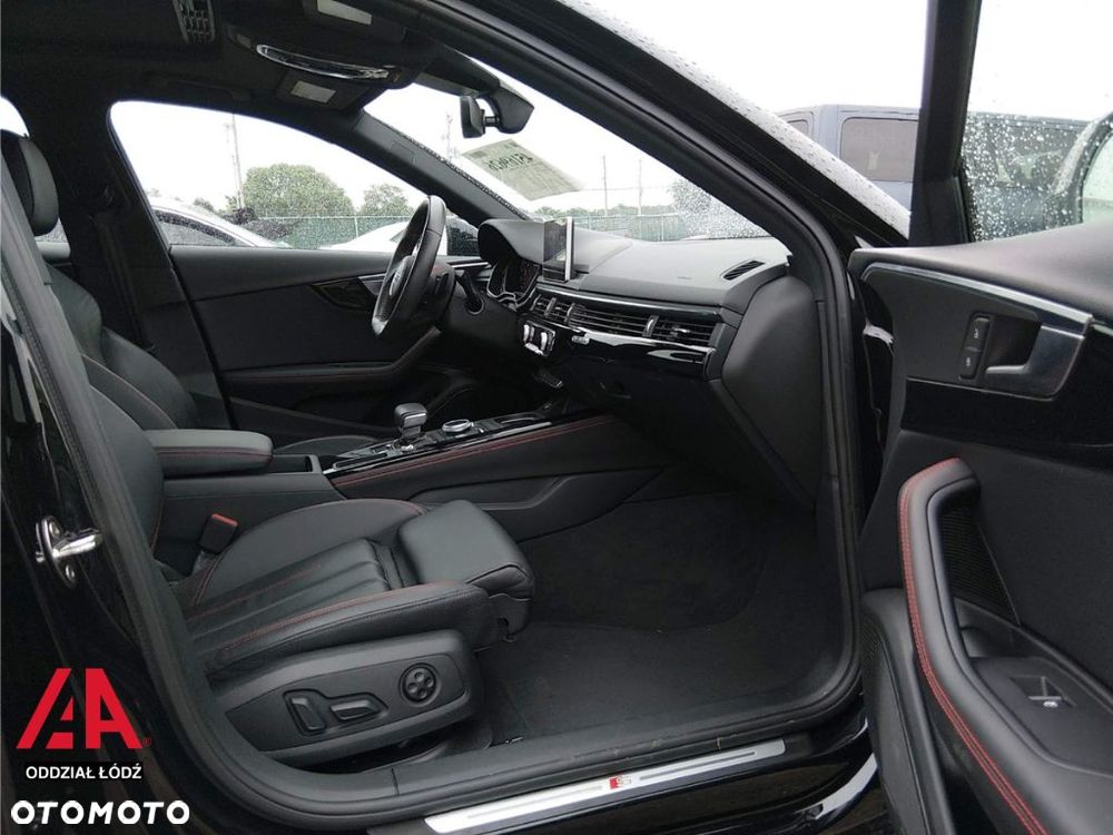 Audi A4 Limousine - 10