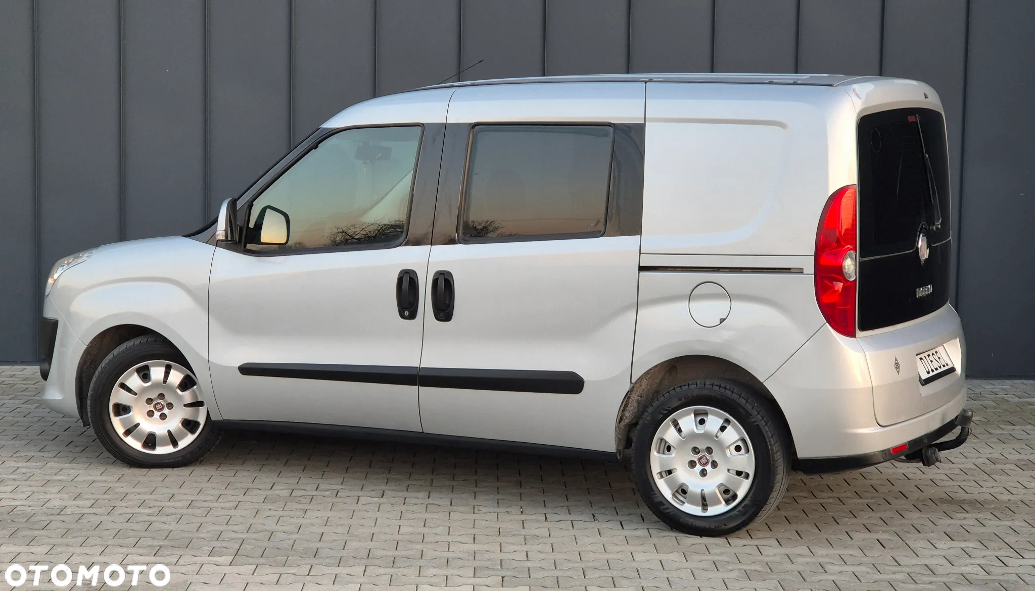 Fiat Doblo 2.0 Multijet 16V Emotion - 22
