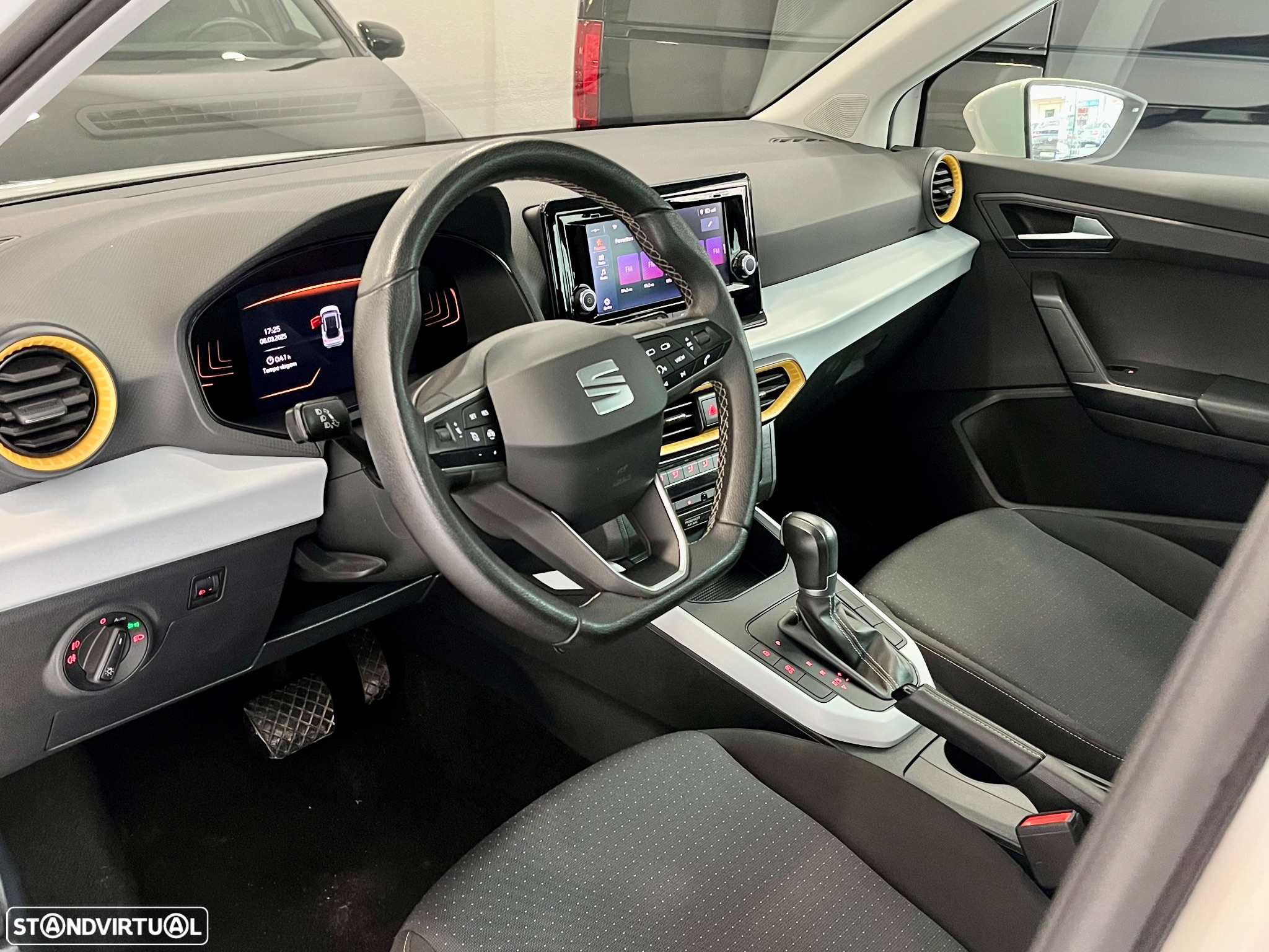 SEAT Arona 1.0 TSI Style DSG - 8