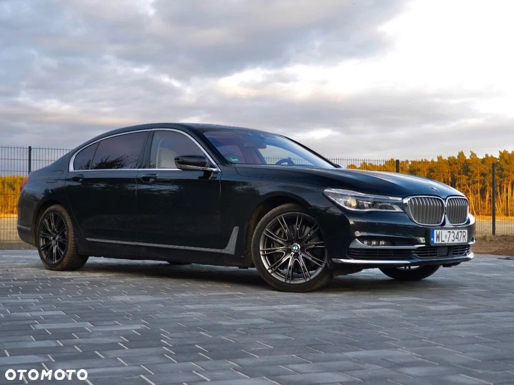 BMW Seria 7 750Li xDrive - 1