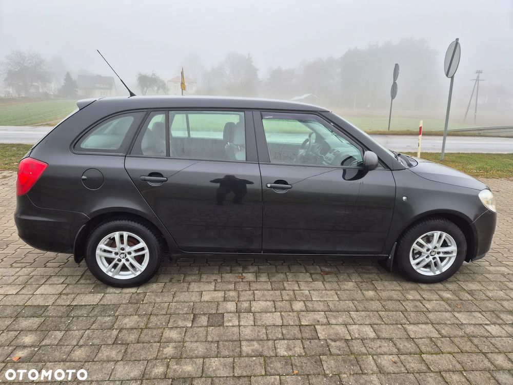 Skoda Fabia 1.4 16V Style Edition - 6