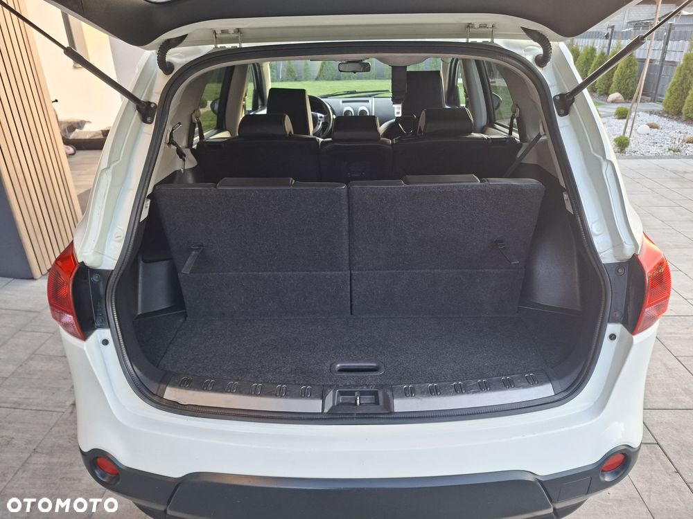 Nissan Qashqai+2 - 14