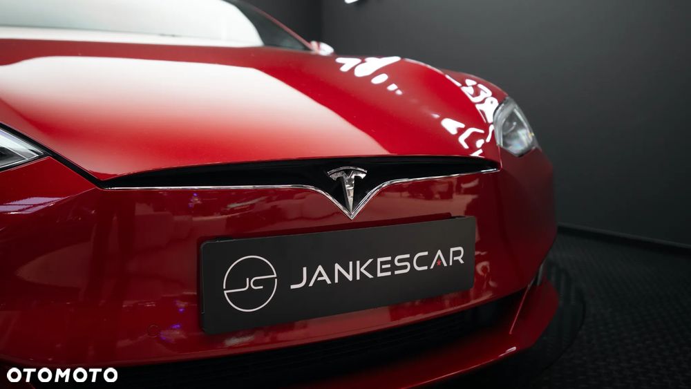 Tesla Model S Performance - 14