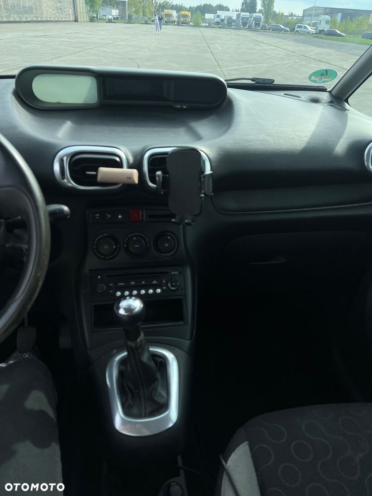 Citroën C3 Picasso 1.4i Attraction - 10