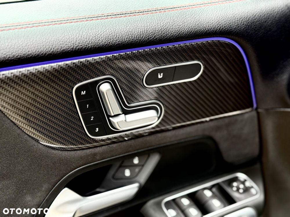 Mercedes-Benz GLB 200 d 8G-DCT AMG Line - 7