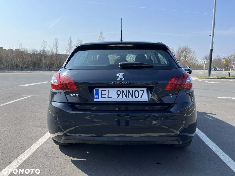 Peugeot 308 125 THP Active - 8