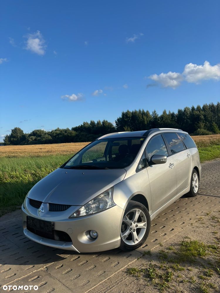 Mitsubishi Grandis 2.0 DI-D 7-Sitzer Intense - 1
