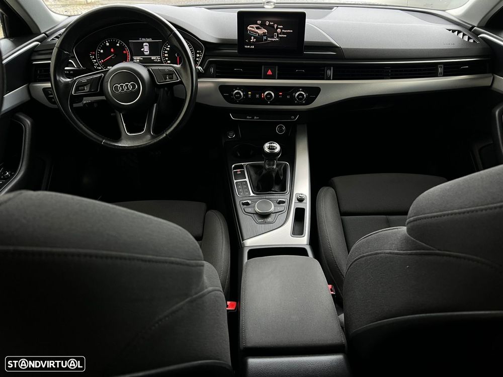 Audi A4 Avant 2.0 TDI Business Line - 27