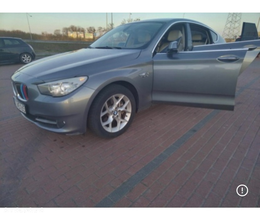 BMW Seria 5 535i xDrive - 7