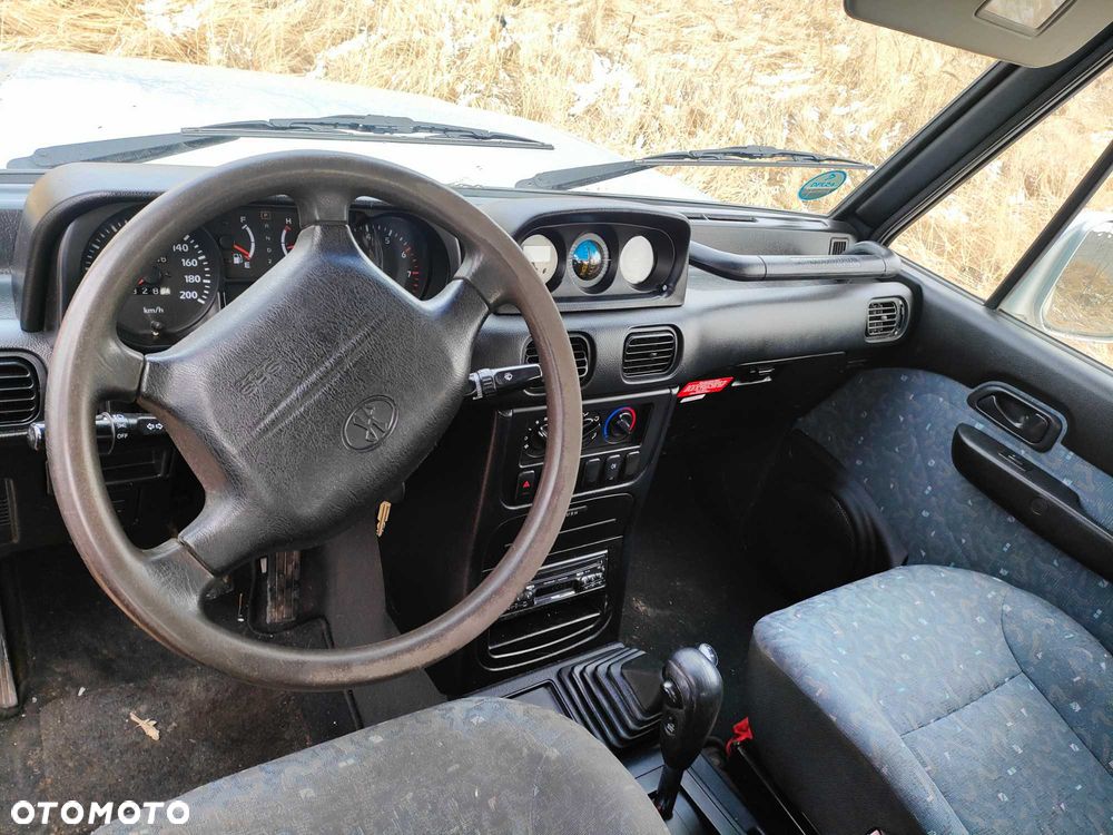 Hyundai Galloper - 6