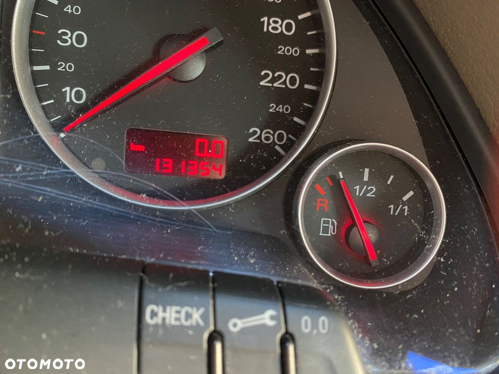 Audi A4 Limousine - 7