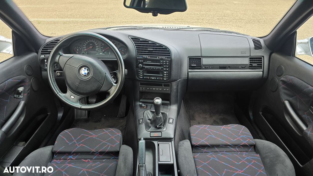 BMW M3 Standard - 38