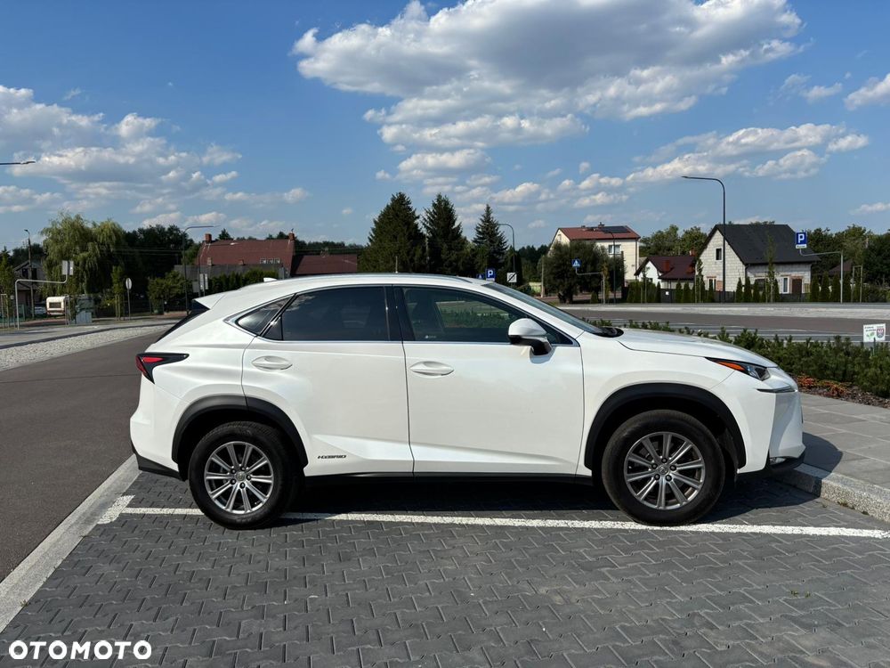 Lexus NX 300h Elegance AWD - 1
