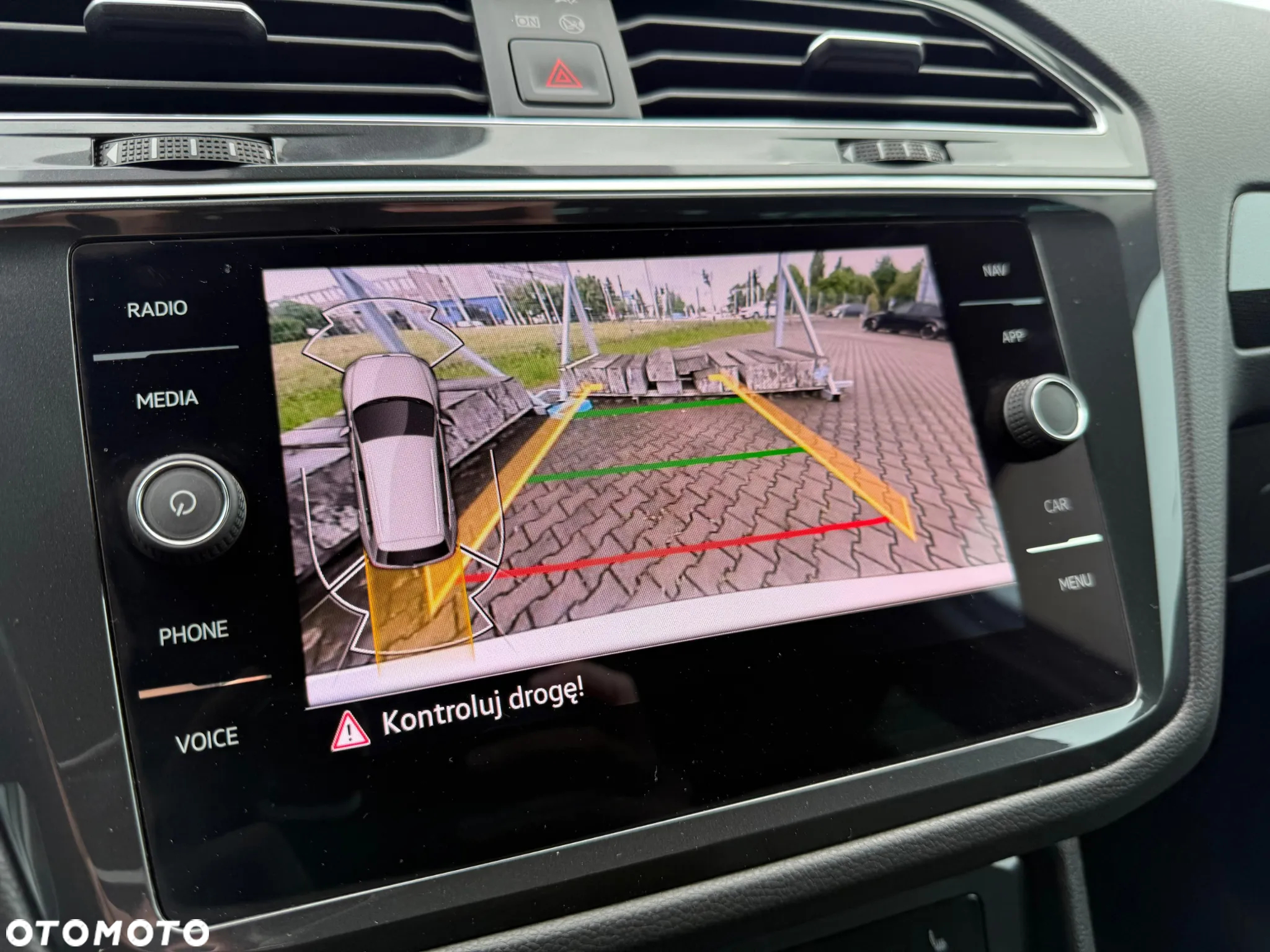 Volkswagen Tiguan 2.0 TSI 4Mot Elegance DSG - 37